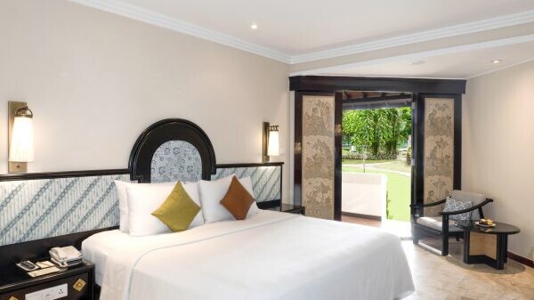 Deluxe Garden Access 